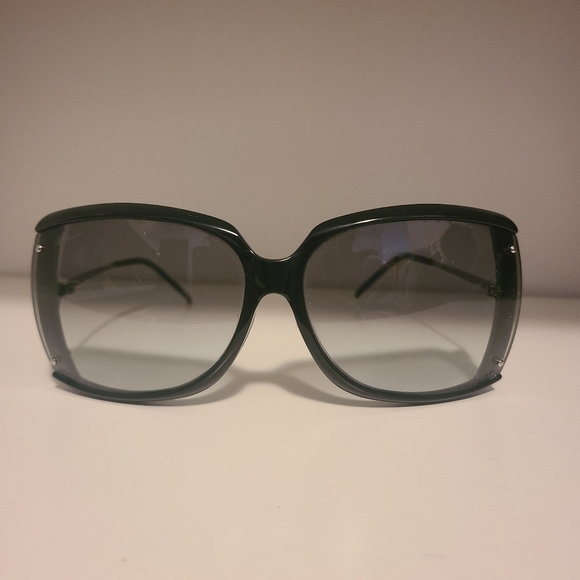 Gucci Sunglasses - Picture 1 of 9